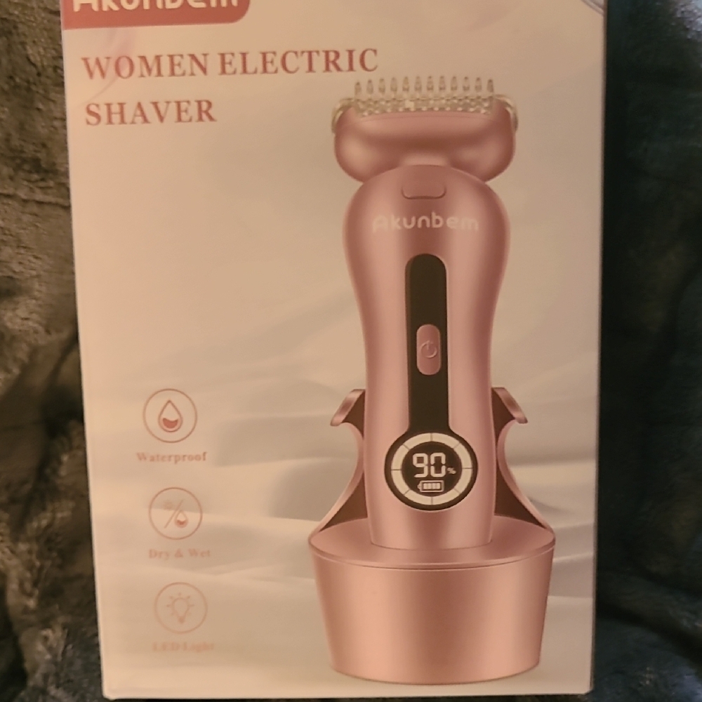 Pink Women's Electric Shaver